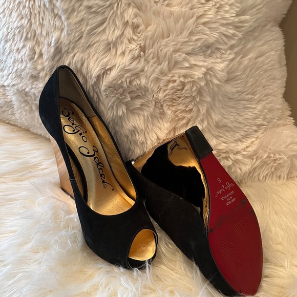 Sergio Zelcer Open Toe Black Velvet Wedge with Red Sole - Picture 4 of 10